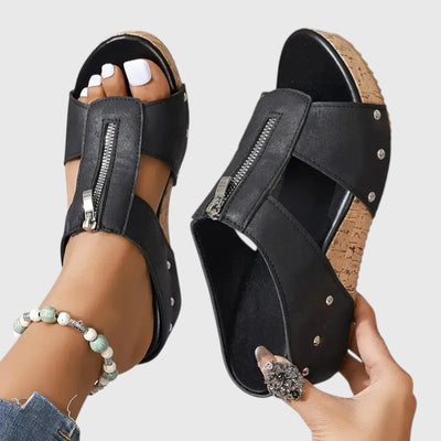 Dianthe - Elegant Orthopaedic Sandals