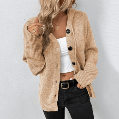 OLLIE | COZY KNITTED CARDIGAN WITH BUTTONS