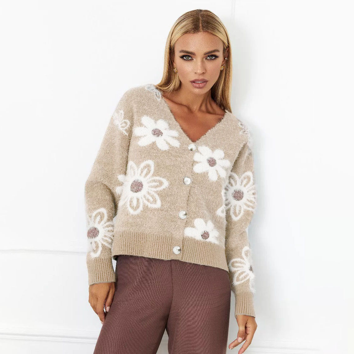 JAMIE | ELEGANT FLORAL CARDIGAN WITH TUMMY COVERAGE