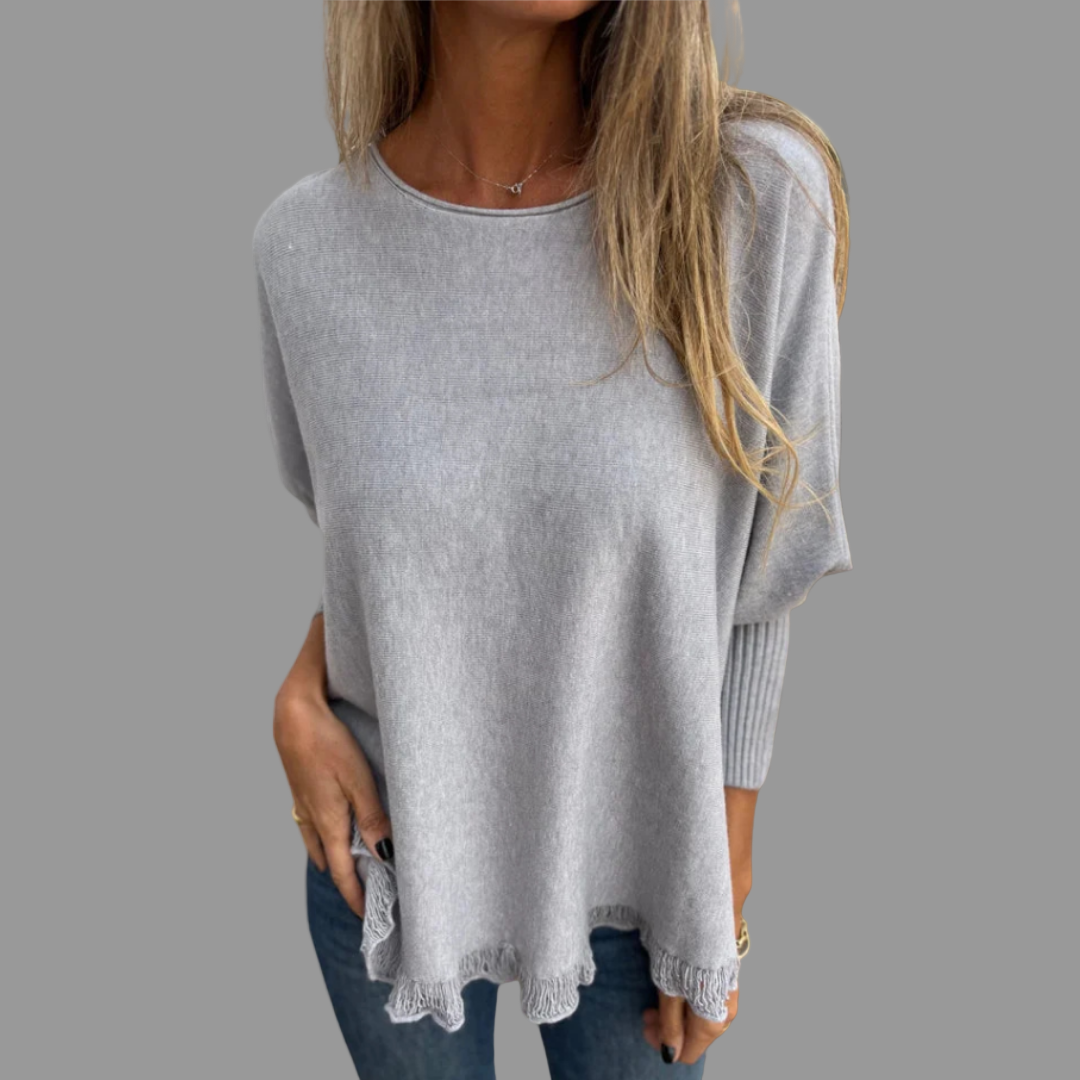 VICTORIANA | ELEGANT FRINGE HEM KNIT TOP