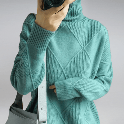 MAXIMA | ELEGANT SOFT CASHMERE TURTLENECK SWEATER