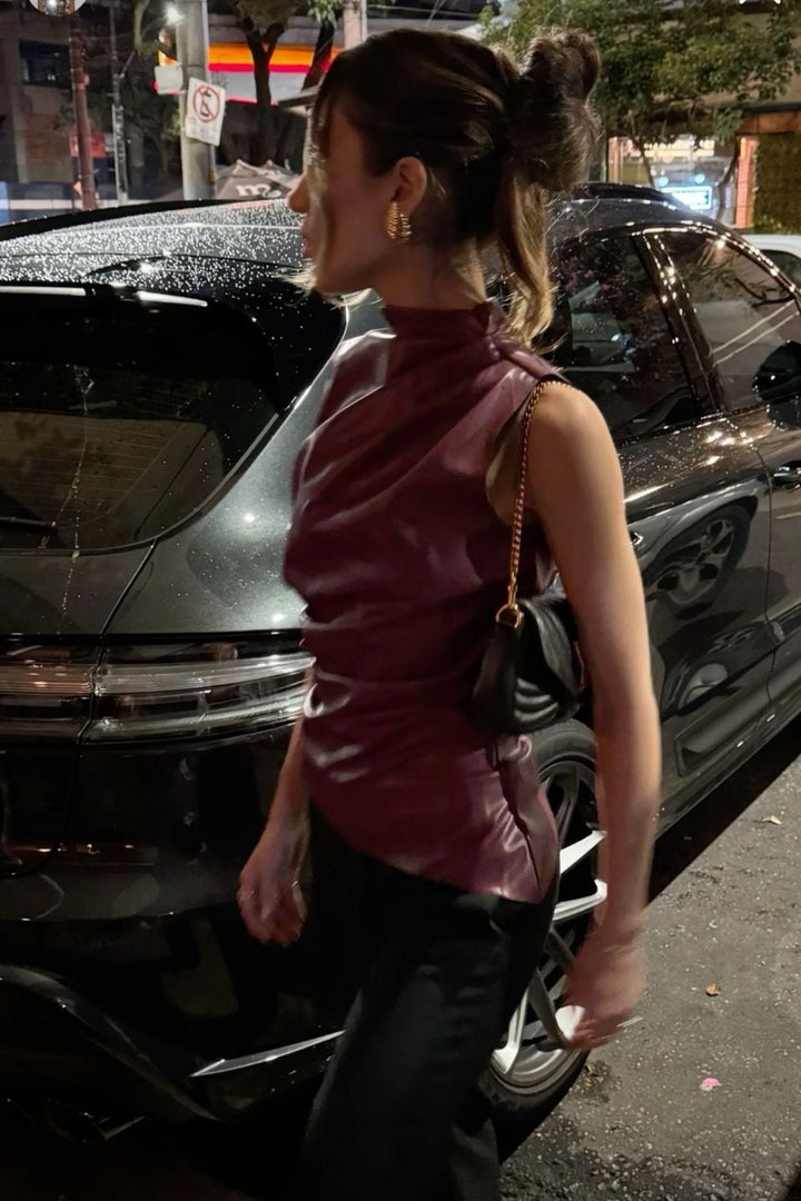 Evelyn - Leather Top In The Famous Burgundy And Black